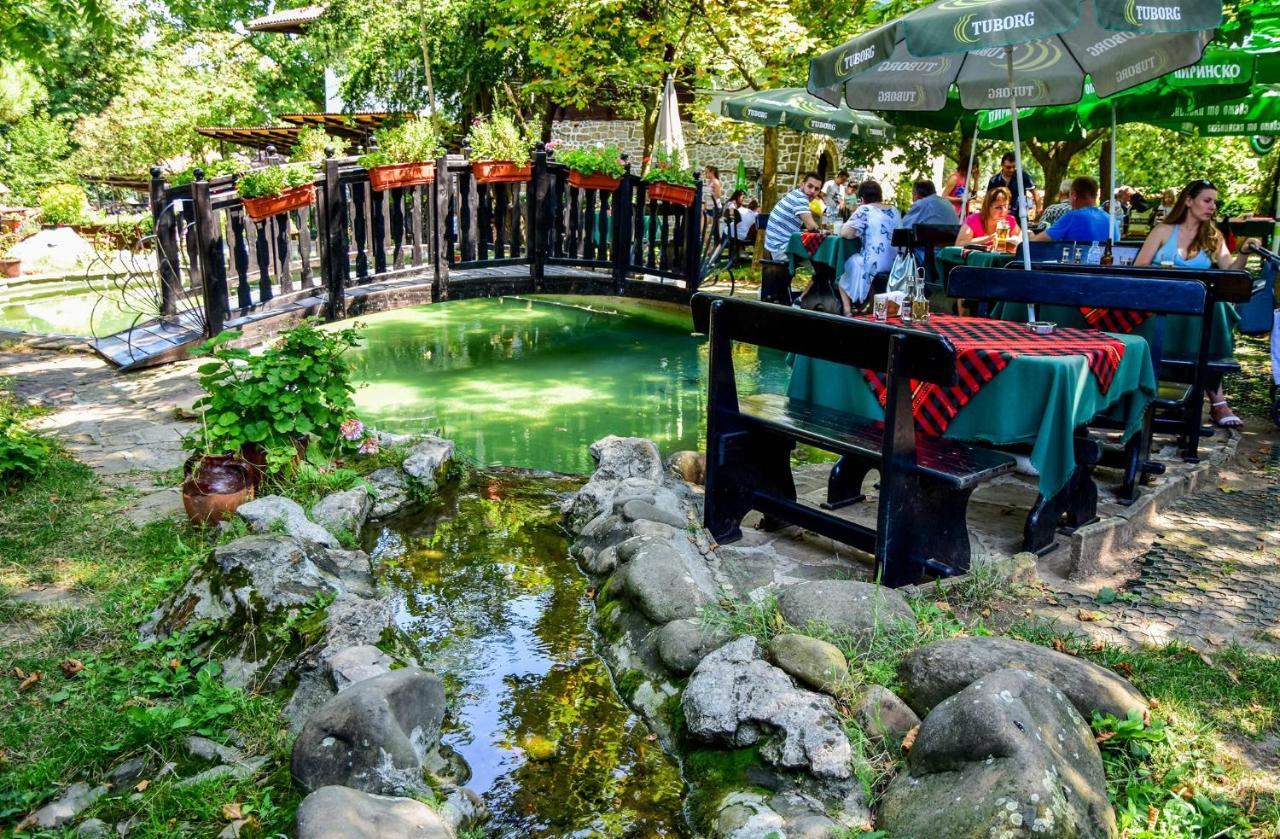 Hotel Izvora - Garden Retreat อาร์บานาซิ ภายนอก รูปภาพ