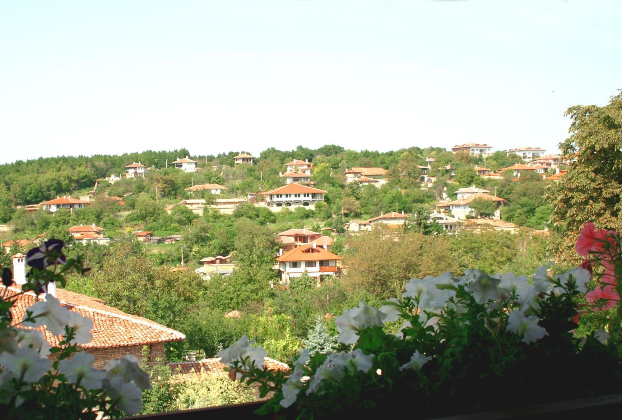 Hotel Izvora - Garden Retreat อาร์บานาซิ ภายนอก รูปภาพ