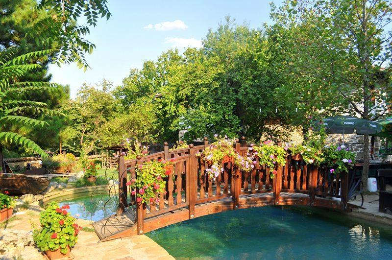 Hotel Izvora - Garden Retreat อาร์บานาซิ ภายนอก รูปภาพ