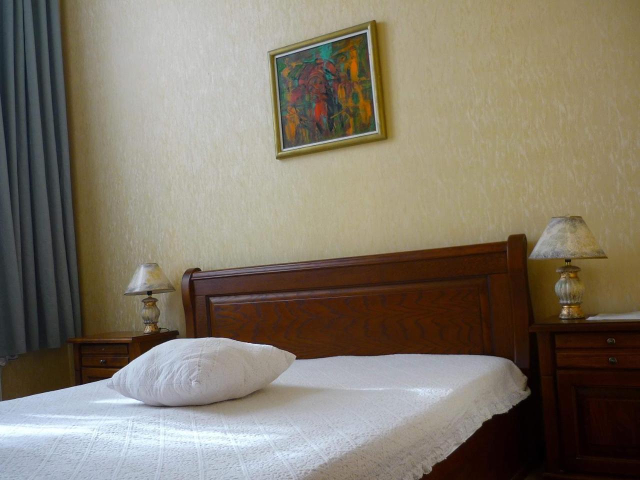 Hotel Izvora - Garden Retreat อาร์บานาซิ ภายนอก รูปภาพ